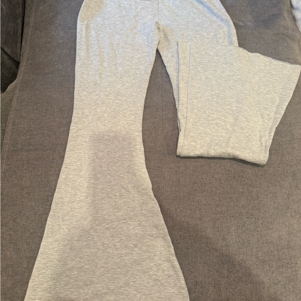 OFFLINE By Aerie OTT Fleece Super Flare Pant Sz M - Picture 9 of 12